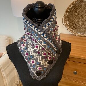 Newari Wool cowl neck scarf